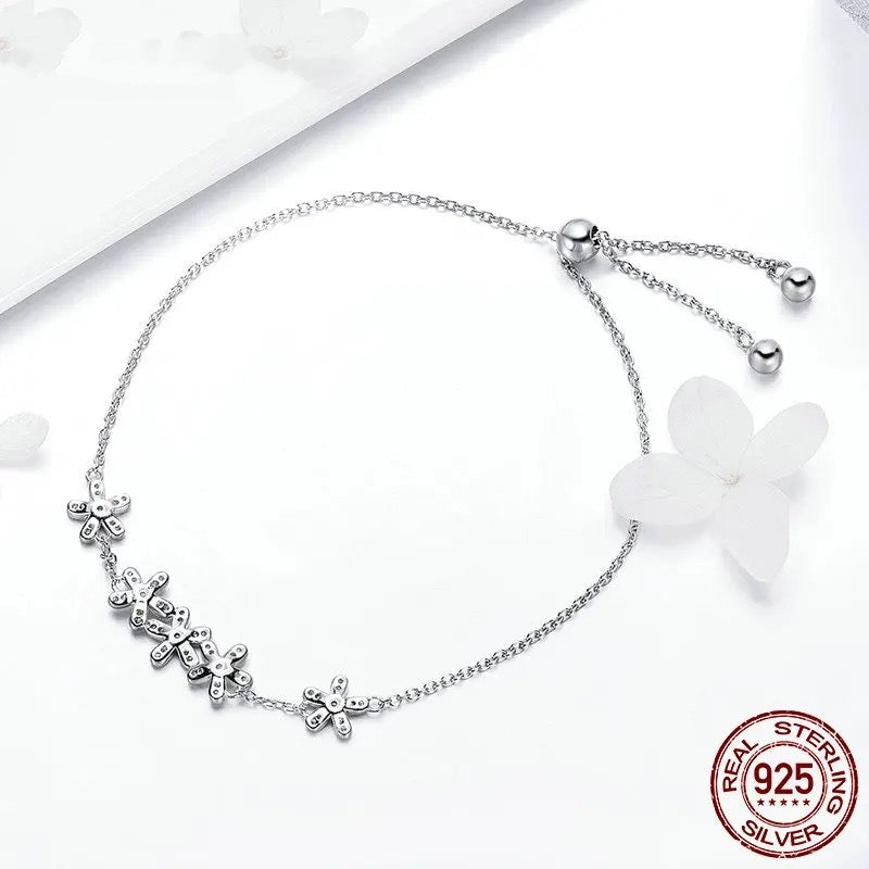 SHE JOY Luminous Daisy Flower Bracelets
