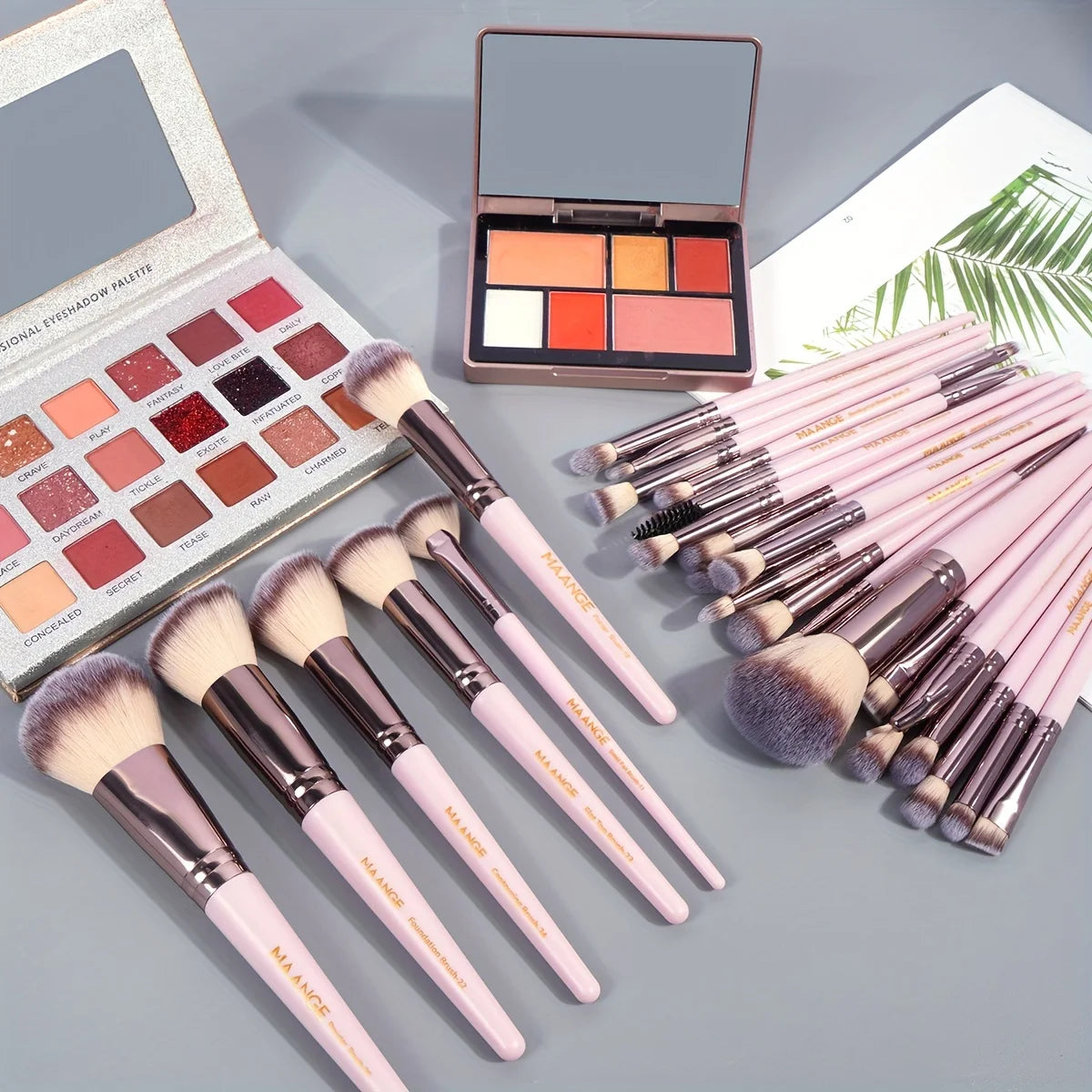 SHE JOY 30pcs Professional Makeup Brush Set Foundation