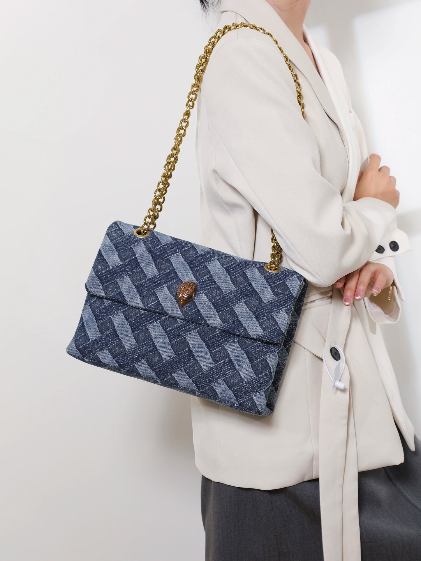 LONDON SHOUlDER BAG