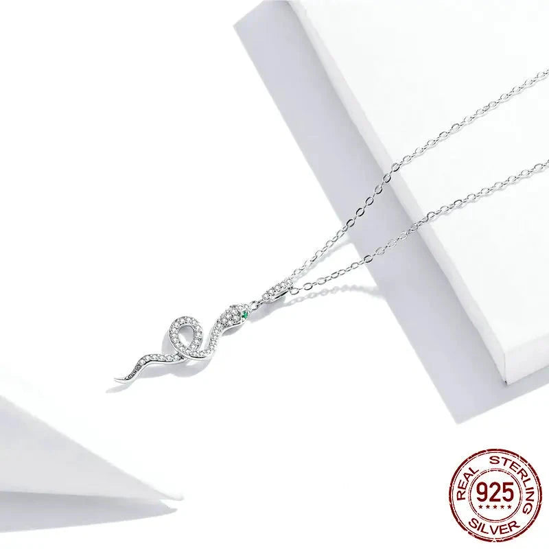 SHE JOY Snake Necklace